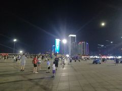 -东港音乐喷泉广场