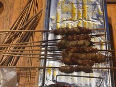 -喝丢一只鞋海鲜烧烤·海肠捞饭(文体街店)