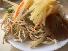 -闫家驴肉老店(华电一校店)
