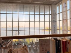 -朵云书院(滴水湖店)