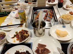 -爱客得牛排海鲜烤肉·火锅自助(春熙路黑金好店)