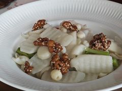 -荷风细雨·中国茶宴(碧云店)