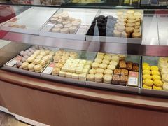 面包甜点陈列柜-稻香村(观前街店)