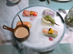 漫步花开彩虹卷-蜜桃花开·中西融合菜E&W(南长街店)