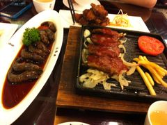 茄汁牛排、话梅虾不好吃啊-鸿瑞興面馆(梅岭店)