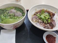 -飞厦老二手槌牛肉丸店