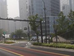 -盈丰路(地铁站)