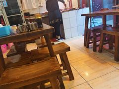 大堂-六爷门框百年卤煮