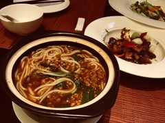 -大理实力希尔顿酒店御璽中餐厅YUXI – CHINESE RESTAURANT
