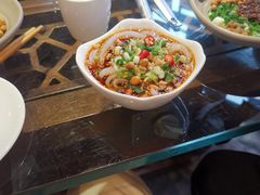 -张大胡子鱼头火锅酒楼(长益路店)