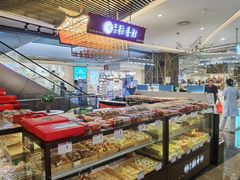-王府井百货熙地港店