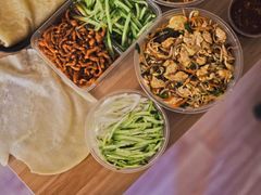 葱丝黄瓜丝圆葱-春饼家常菜(百子湾店)