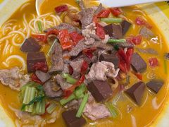 -粉小主·贵州酸汤牛肉粉(南京仙林金鹰店)