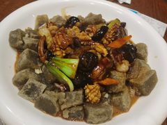 三鲜焖子-日月昇海鲜码头(开发区五彩城店)