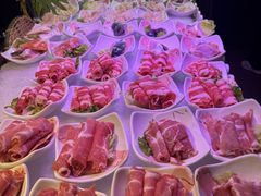 -领鲜活海鲜榴莲自助火锅(东门店)