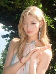 -HAIR HERE造型