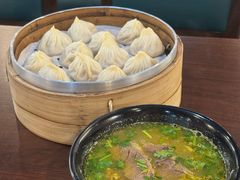 牛肉粉丝汤-大龙汤包