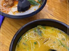 -桥香园过桥米线(国贸店)