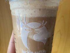 陨石拿铁瑞纳冰-瑞幸咖啡(石榴中心店)