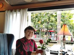 -火车头法国西餐厅