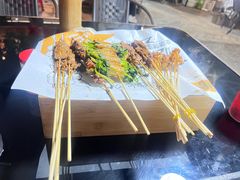 -农夫人家餐饮