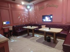 -范特西FANTASY量贩式KTV(民主广场店)
