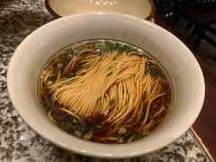 老牌阳春面-南京大牌档(凯德大峡谷店)