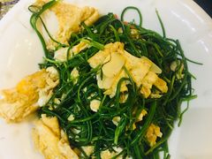 -伊带伊路新疆美食府(呼家楼店)