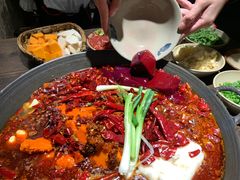 -四小区火锅·巷子里的重庆火锅(花照壁店)
