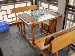 露天位-九华山友谊土菜馆 小资餐厅