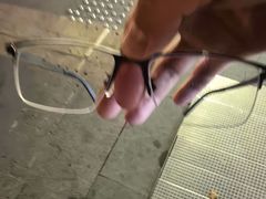 -目上眼镜·蔡司依视路授权(青浦宝龙店)