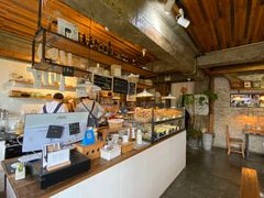 面包甜点陈列柜-仙峰天然面包(迎宾路店)