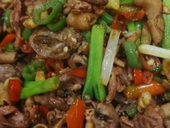 -湖南人家湘菜馆(镇江路店)