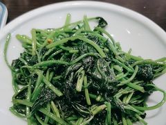 -川流不息·地道川菜·小龙虾(松东路店)