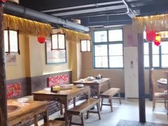 -晨皓祥人民公社铁锅炖菜(西华苑店)