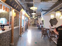 -保利MALL(天鹅湖店)