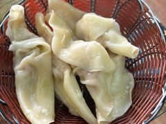 -老东门糁烫面角总店