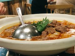 泡菜牛肉锅-付掌柜在成都·热炒砂锅集(金禾店)