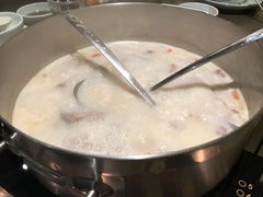 -捞王锅物料理(上海世茂广场店)