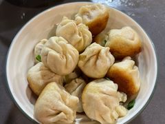 特色葱煎包-赵宝美煎包店