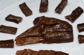 Chaoshan Marinated Five-Year Lion Head Goose