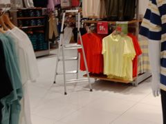 -优衣库(北京万柳华联购物中心店)