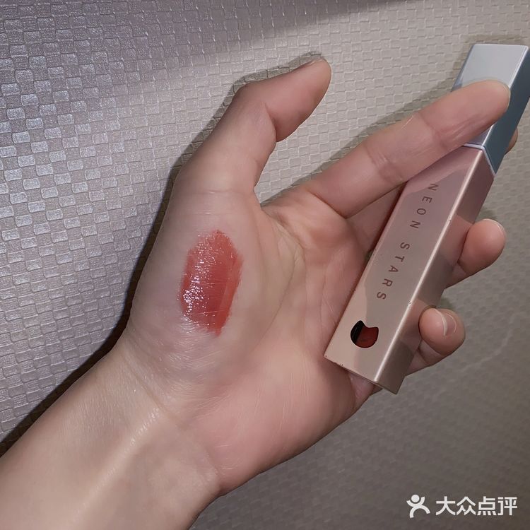 丝绒雾面哑光平价款唇釉