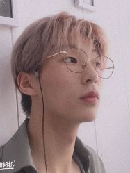 -茶发Salon·烫发染发理发