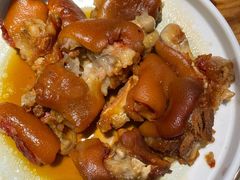 -野山舂·贵州现舂酸汤火锅(鸿通城店)