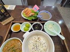 -蟹上黄·蟹黄面·江南糖水(人民广场店)