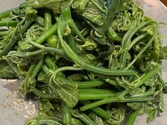 清炒丝瓜尖-山茶云南菜(永安里店)
