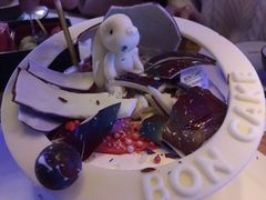 红宝石星球中的小兔子-BONCAKE裱花蛋糕(万象汇店)