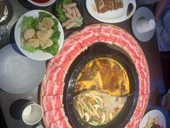 -九牧鱻·渝老鬼重庆火锅(人民路店)