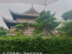 -龙华寺